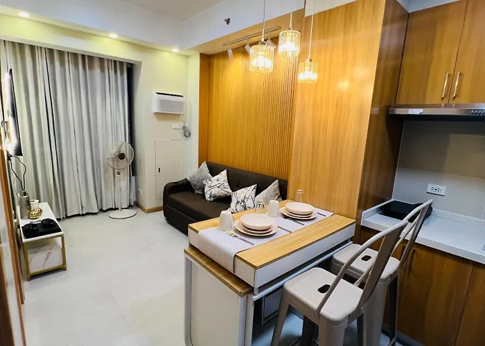 Congressional Town Center Tower 2 Bed & Breakfast Manila